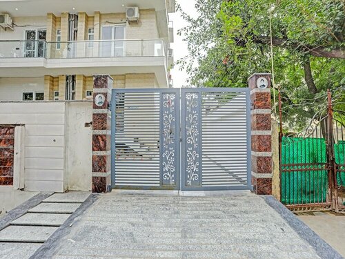 Гостиница Hotel Golden Admire by F9 Hotels в Ноиде