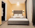 Rush Hotel