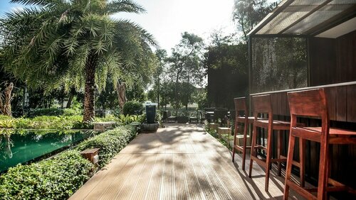 Гостиница B2 Riverside Premier Resort в Чиангмае