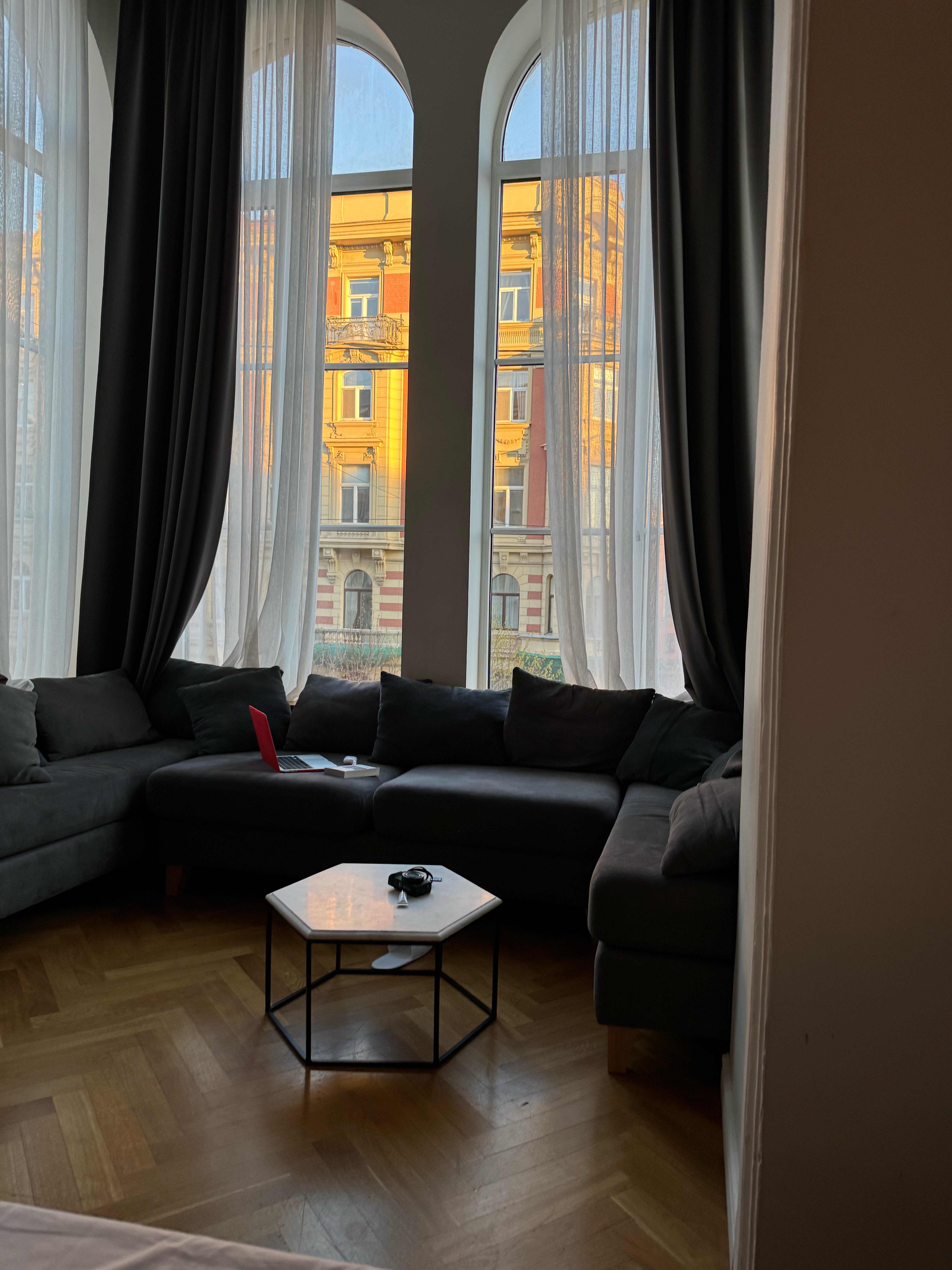 Фото F12 Apartments