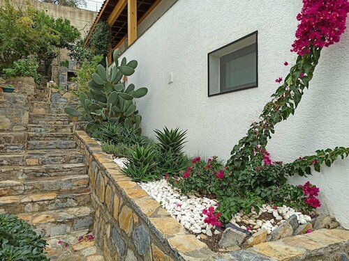Гостиница 3 Bedroom Villa With Great View Walking Distance to Yalikavak Marina в Бодруме