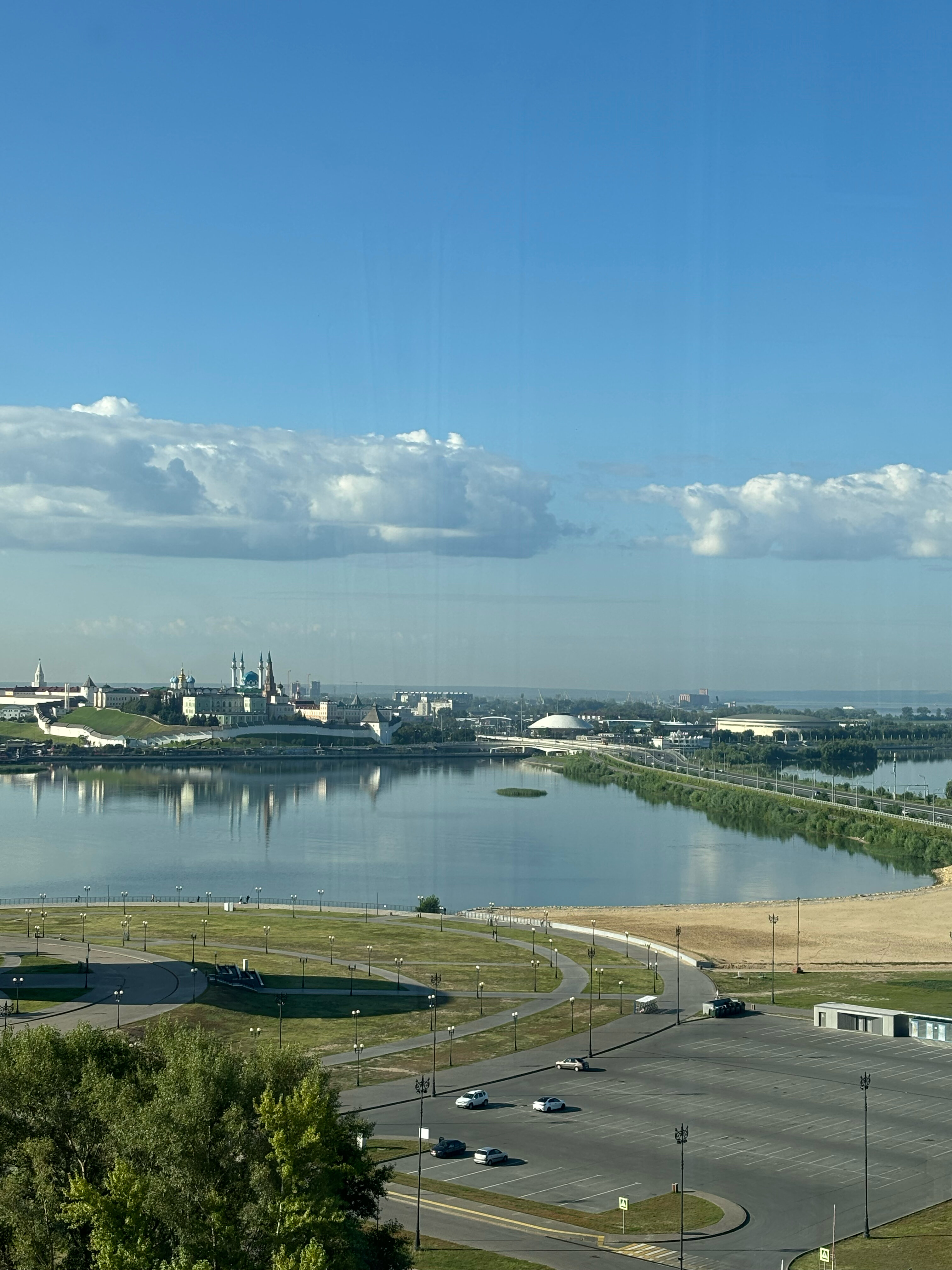 Фото Видовые апартаменты около Чаши и аквапарка Ривьера