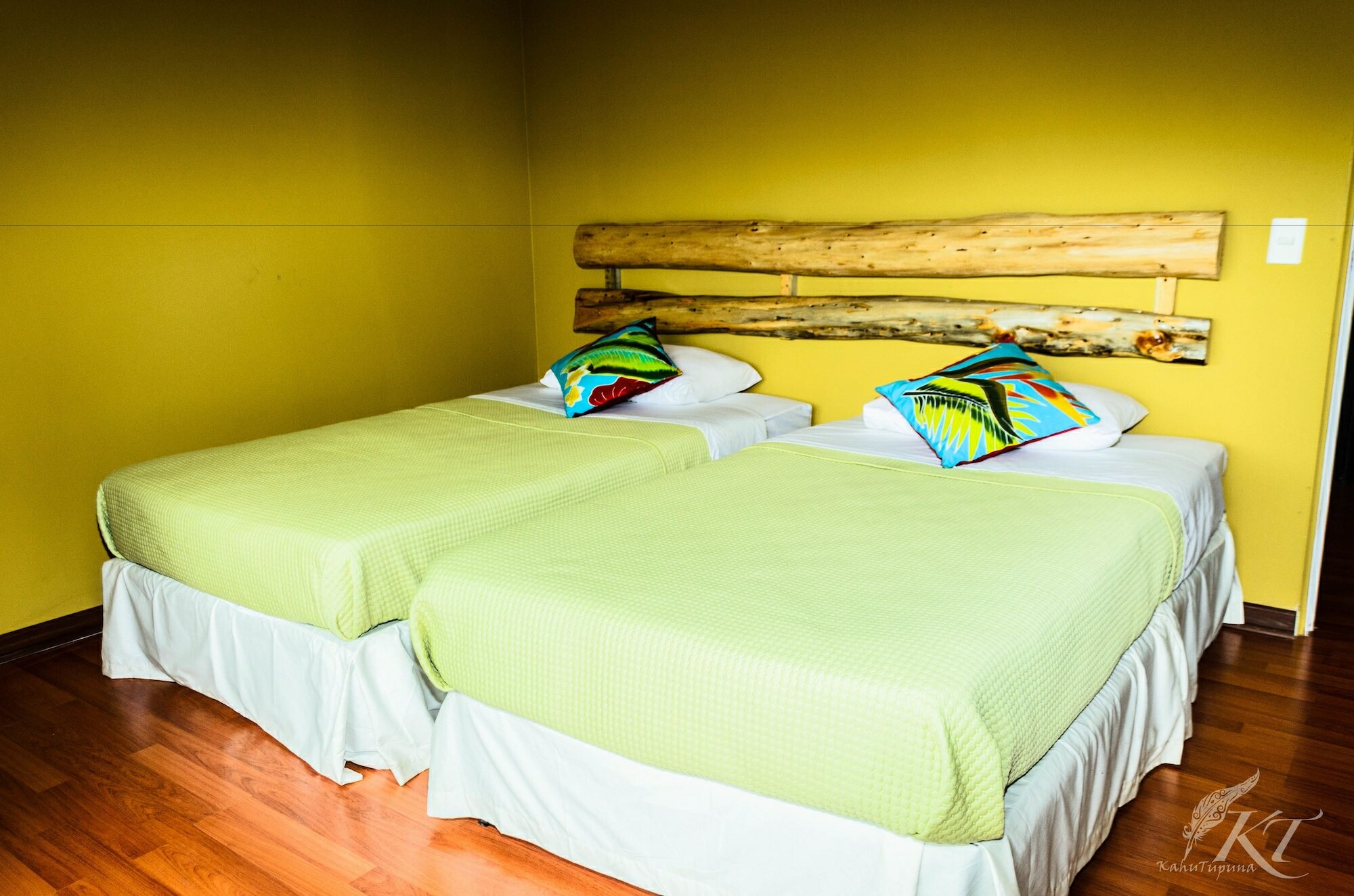 Фото Hotel Uka Mana