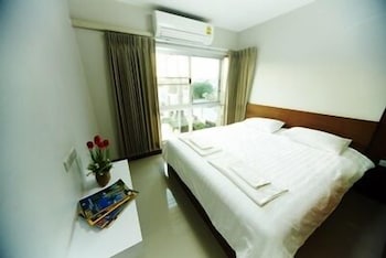 Фото Central place serviced apartment 1