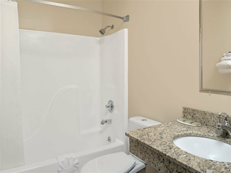 Фото Super 8 by Wyndham Omaha I-80 West