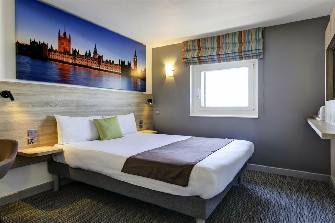 Фото Ibis Styles London Excel