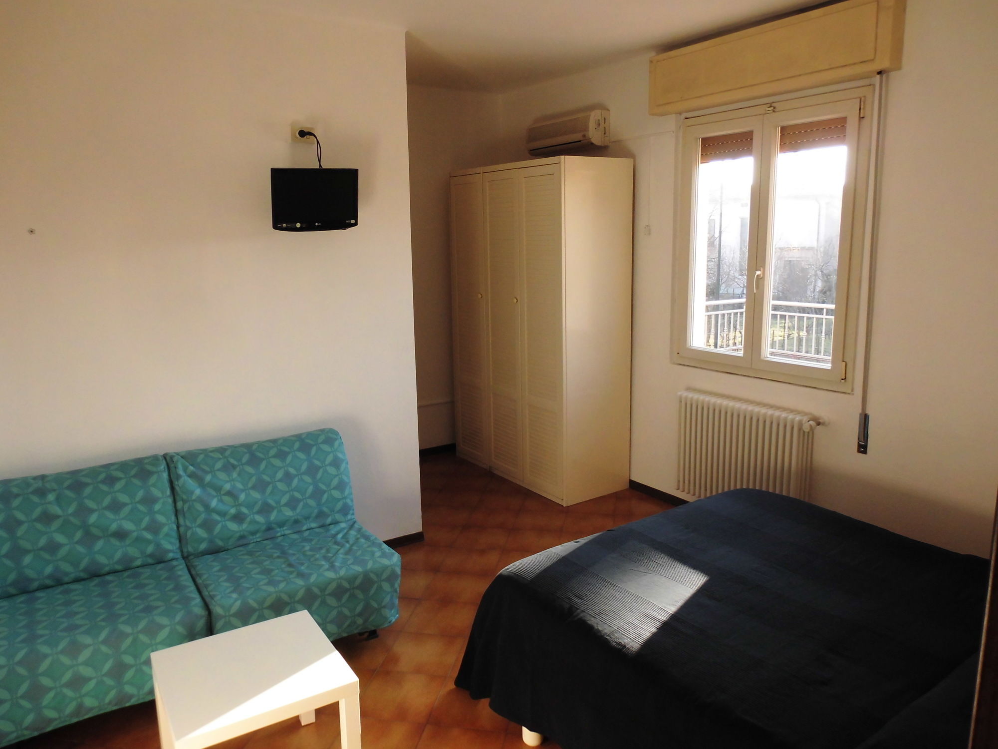 Фото Hotel Benaco Bee Free