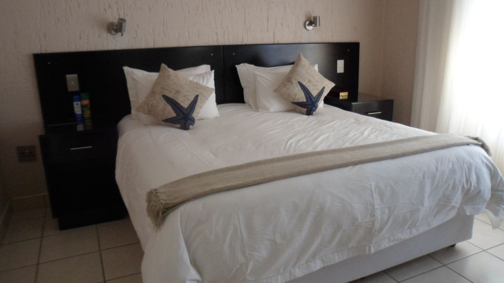 Фото Queness Inn