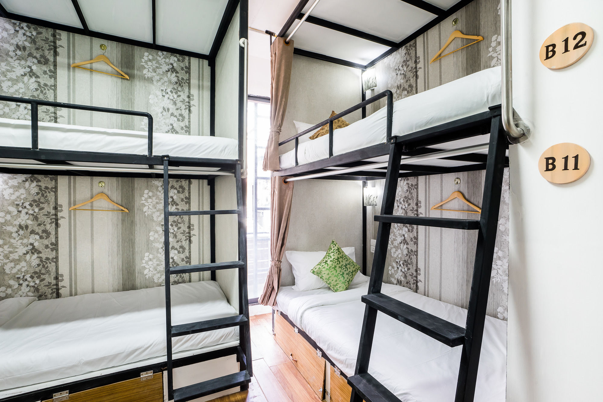 Фото Hostel At Thonglor