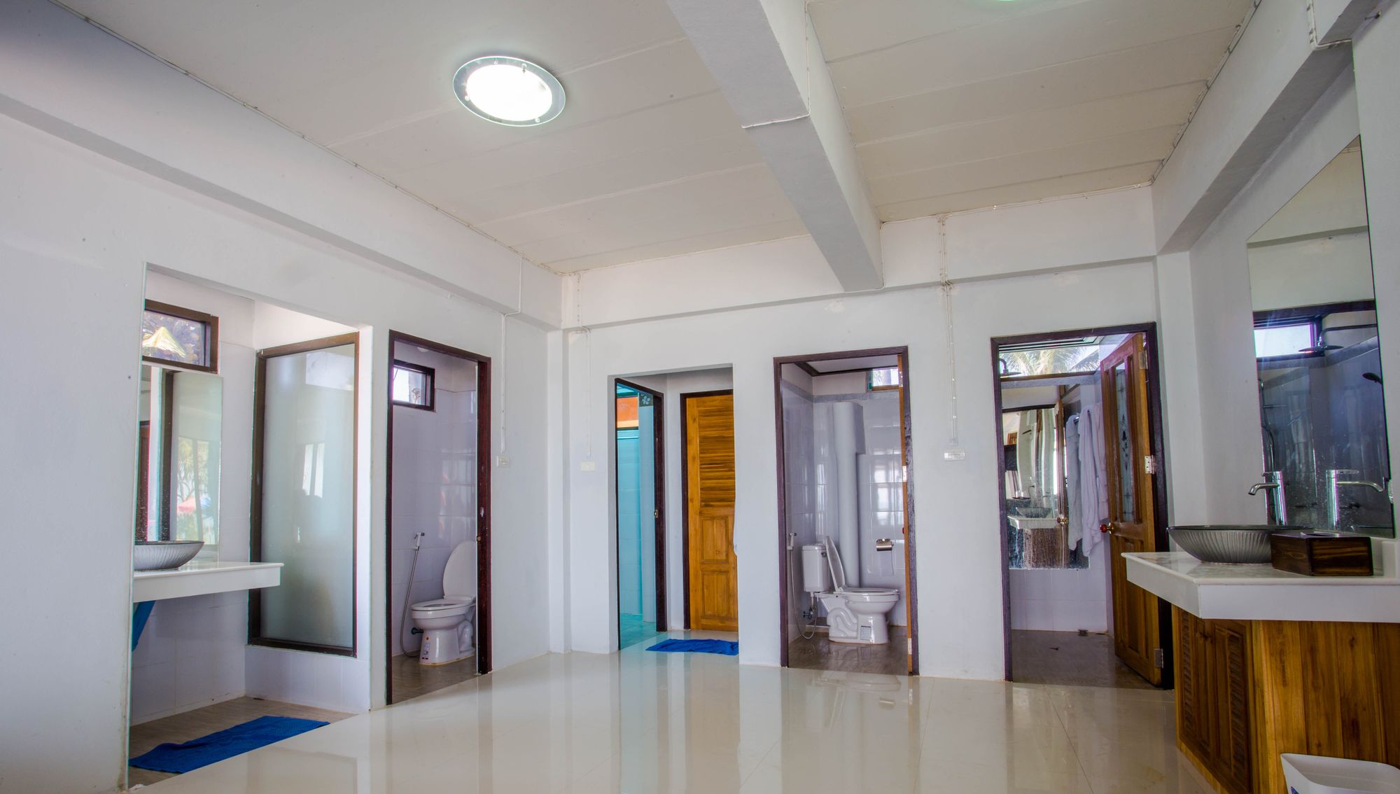 Фото The Uncle Beach Resort