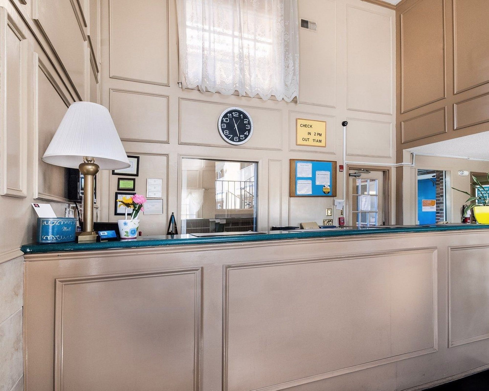 Фото SureStay Hotel by Best Western Olathe