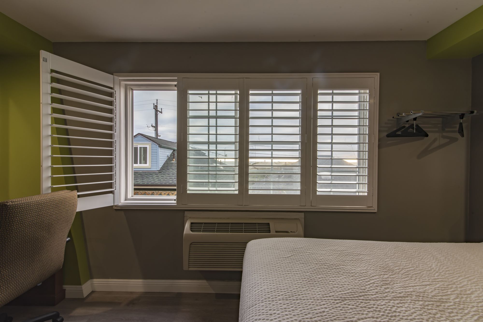 Фото SeaScape Inn - A FairBridge Hotel