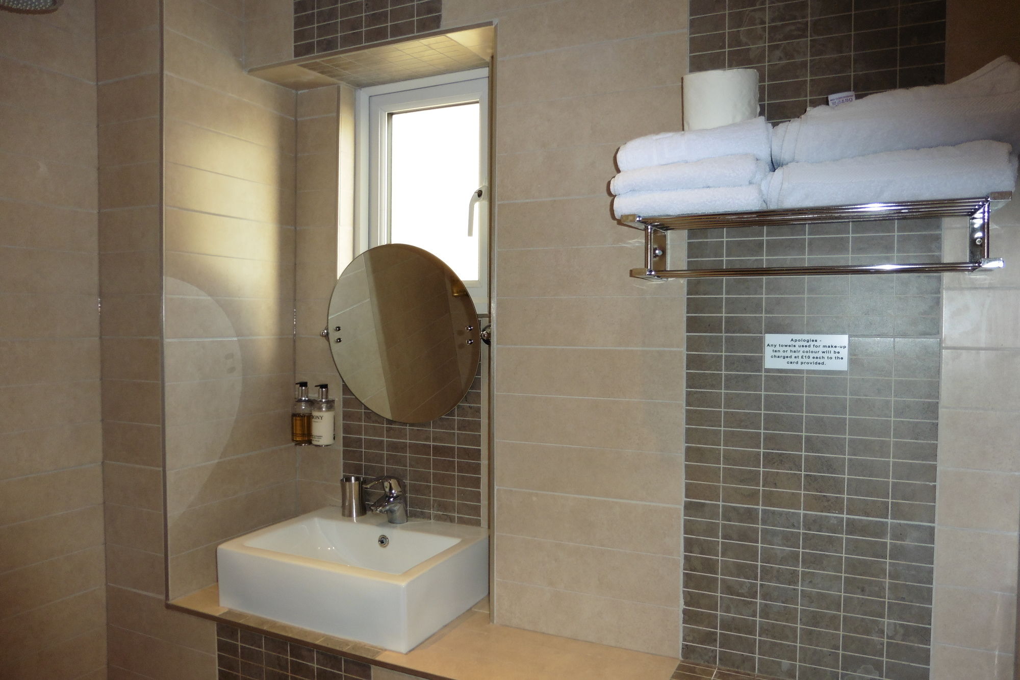 Фото Brighton Inn Boutique Guest Accommodation