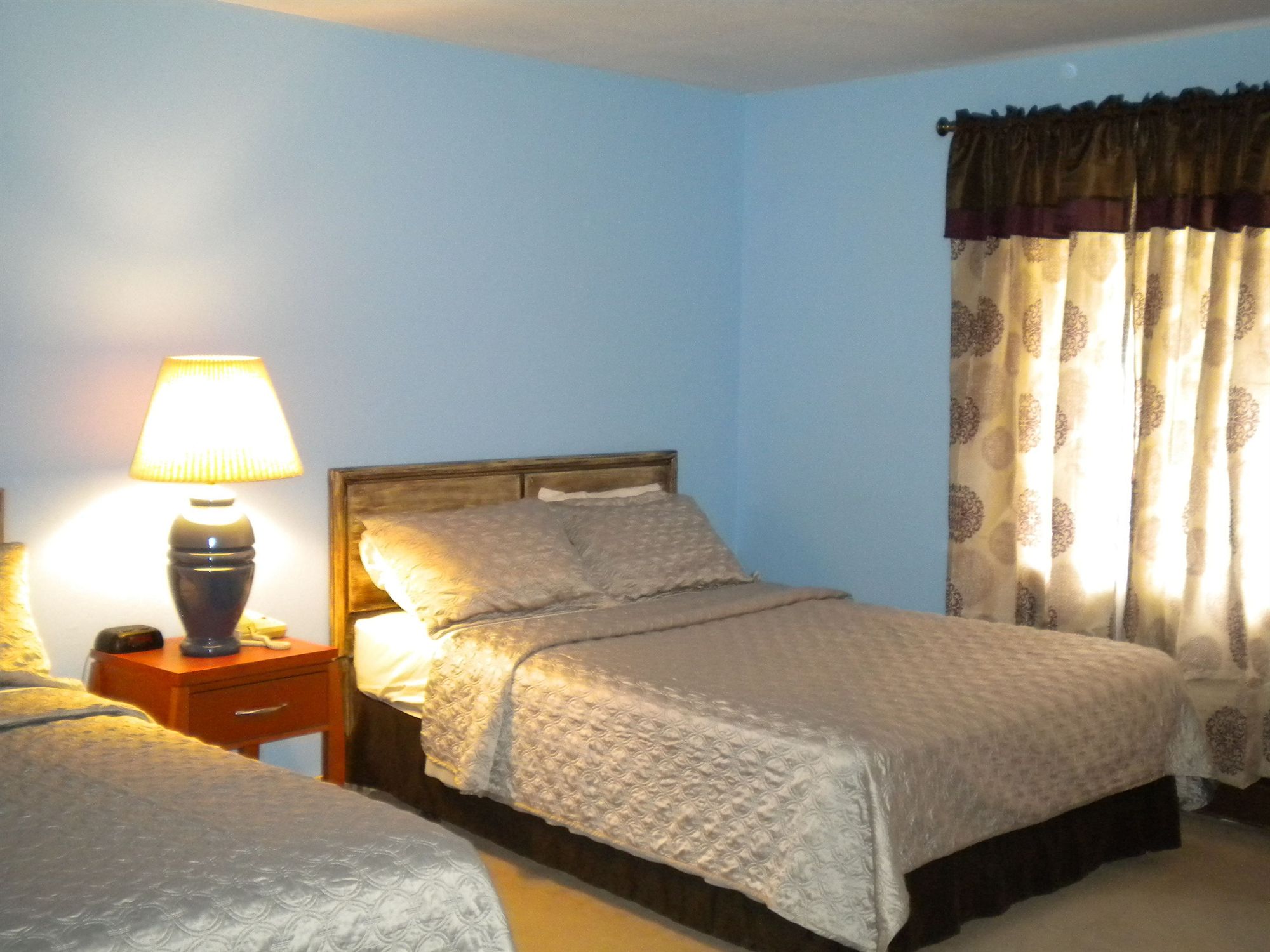 Фото Valley Hi Motel - Near Winter Park Visitor Center