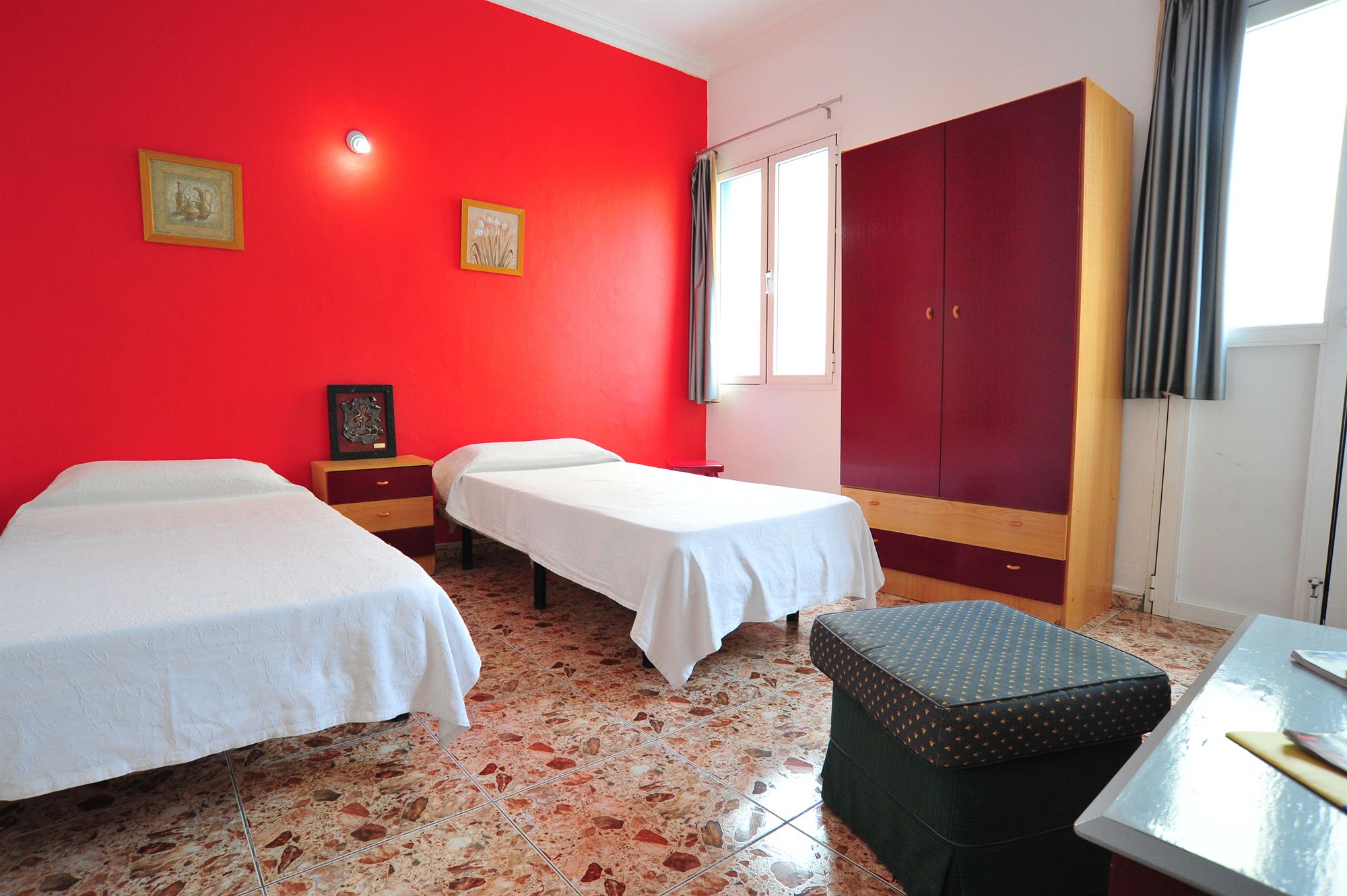 Фото Hostal Alcaravaneras