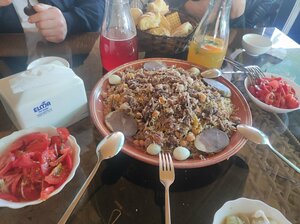 O'rta osiyo osh markazi Besh Qozon (Iftixor koʻchasi, 1),  Toshkentda restoran