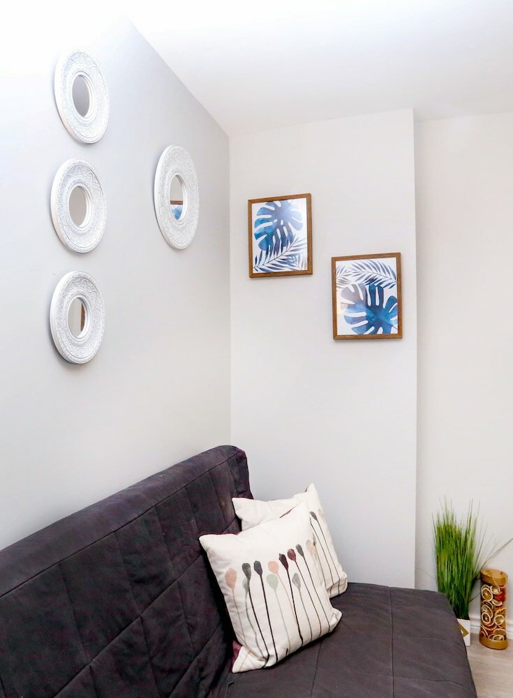 Фото Family Home-Metrotown by Elevate Rooms