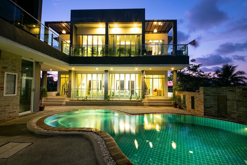 Гостиница The Ananas Serviced Apartments