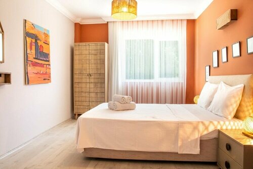 Апартаменты Flat w Sea View Terrace 1 min to Beach in Didim в Дидиме