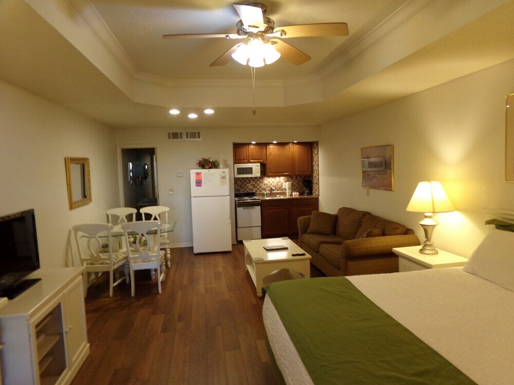 Фото Treetop Condominium