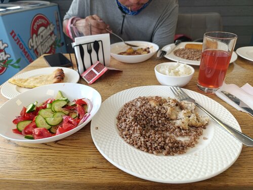 Cafe Iron House, Juhnov, photo