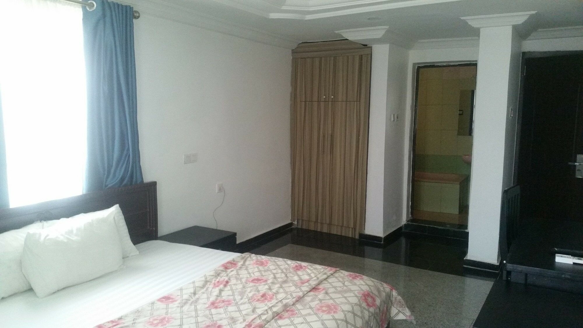 Фото Belvoir Hotel