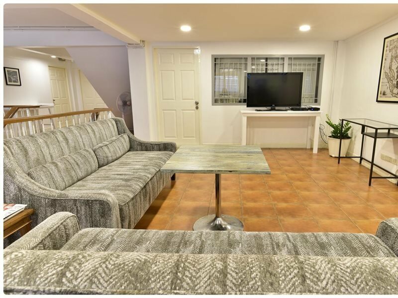 Фото Ratchadamnoen Residence