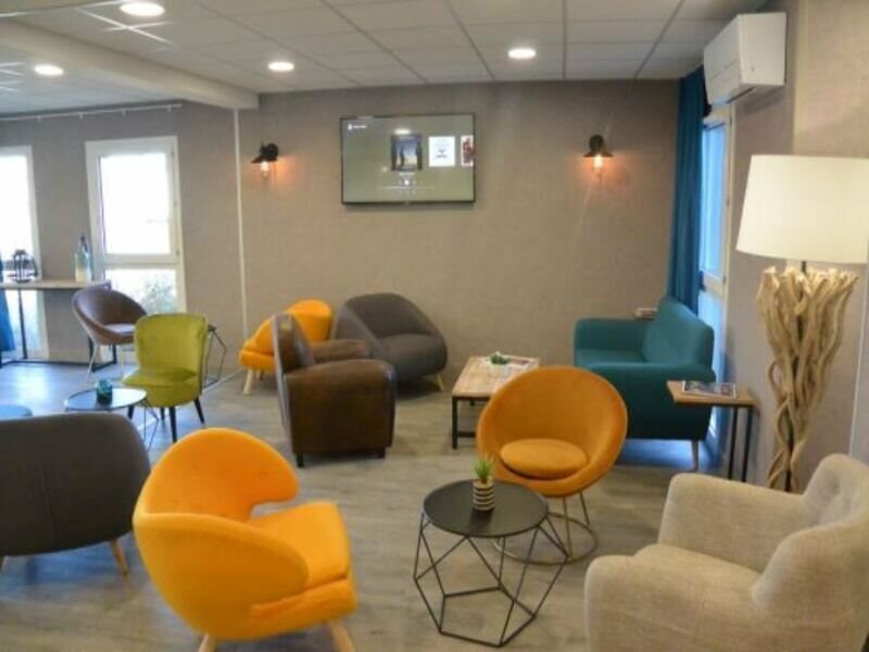 Фото Kyriad Direct Tours Sud - Chambray Lès Tours