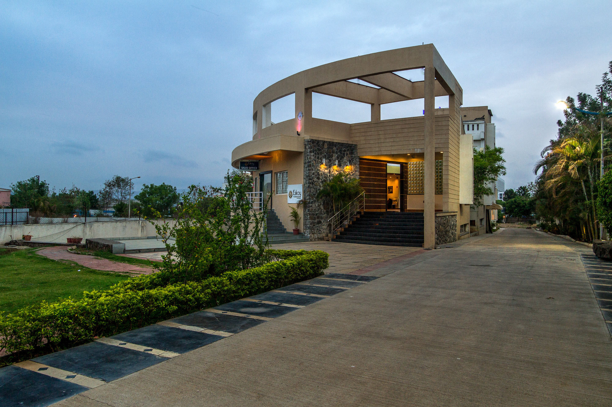 Фото Treebo Trend Niraali Executive