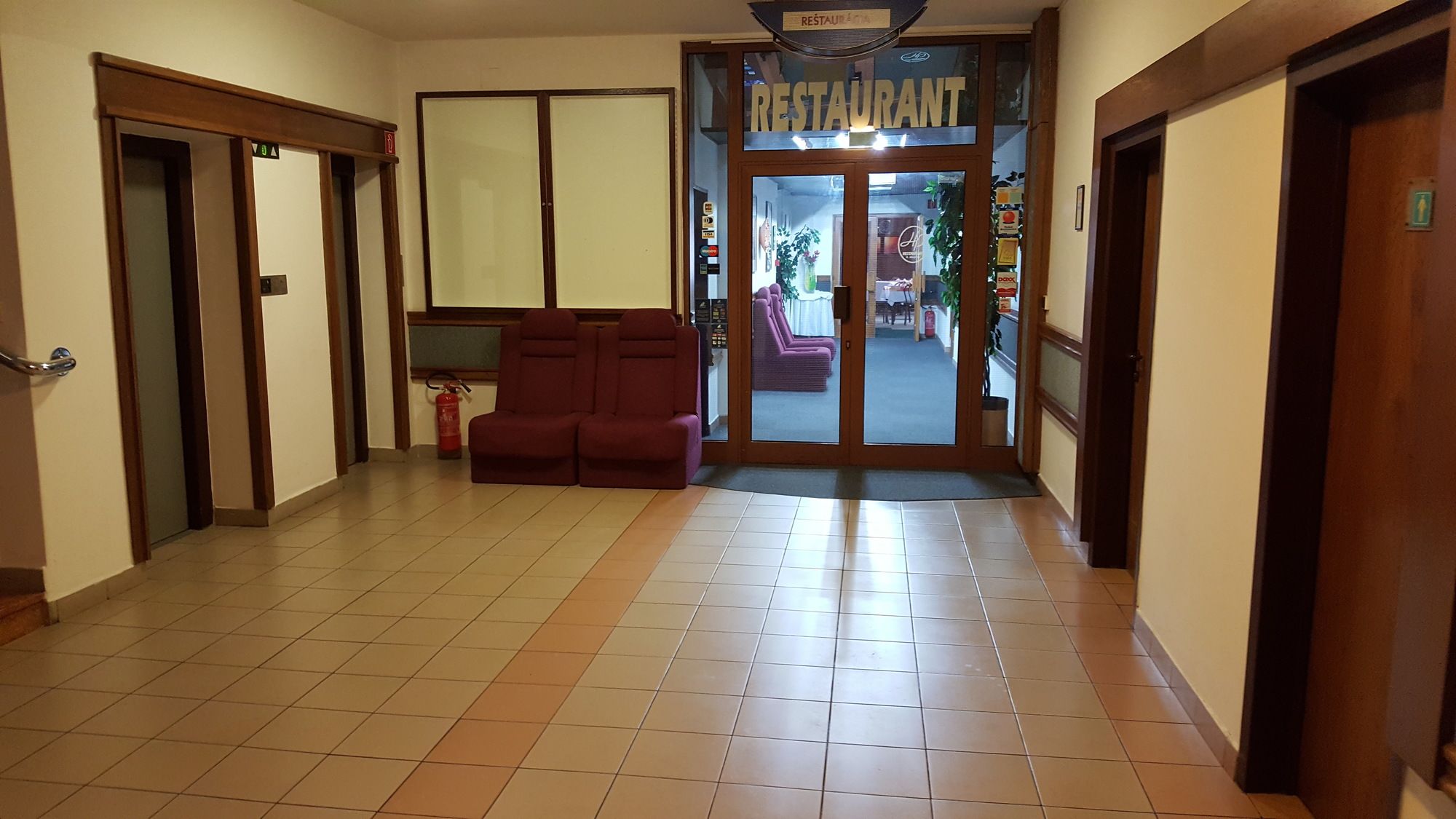 Фото Hotel Poprad