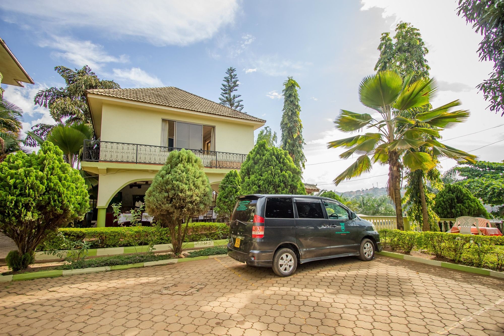 Фото Arch Apartments