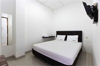 Фото Reddoorz @ Kemanggisan