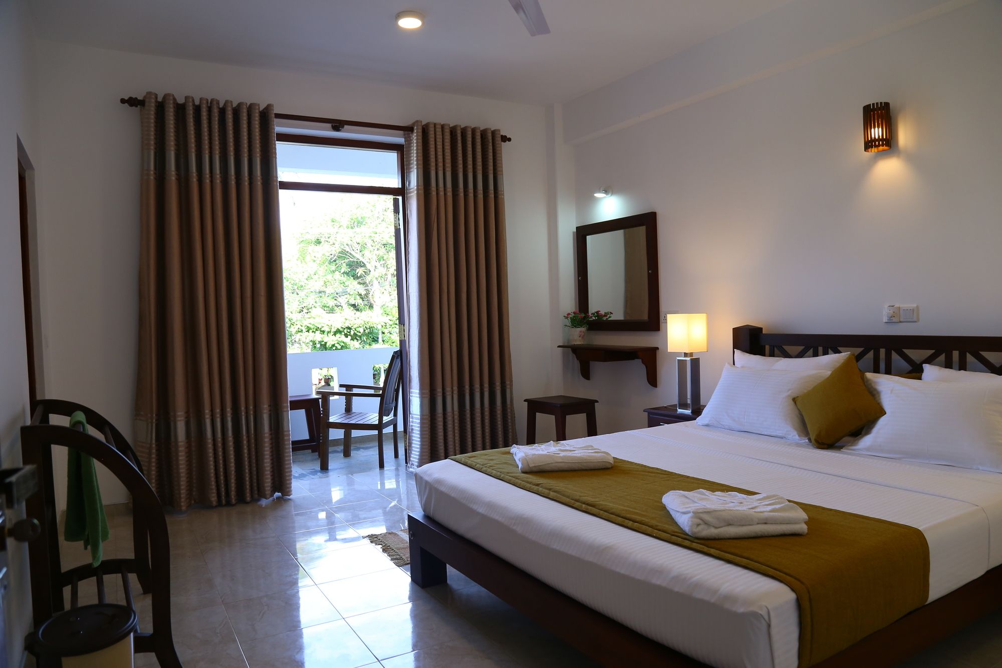 Фото Hikka Regent Hotel