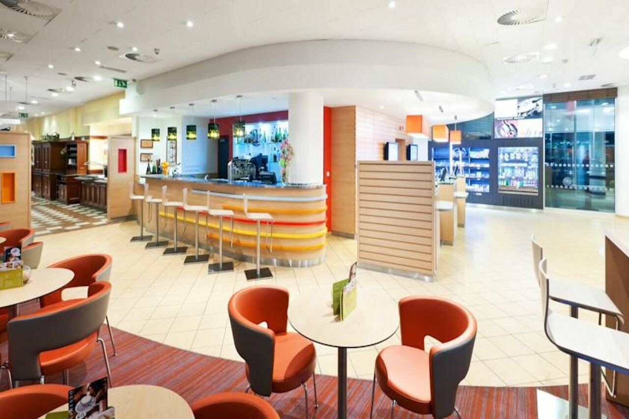 Фото Ibis Praha Mala Strana