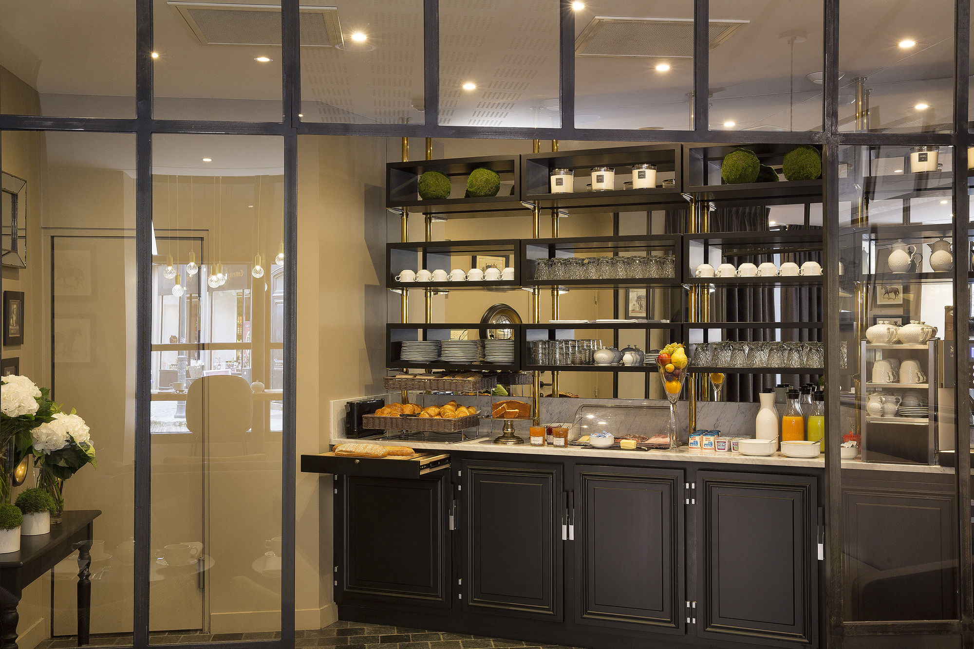 Фото Le Nemours Rennes