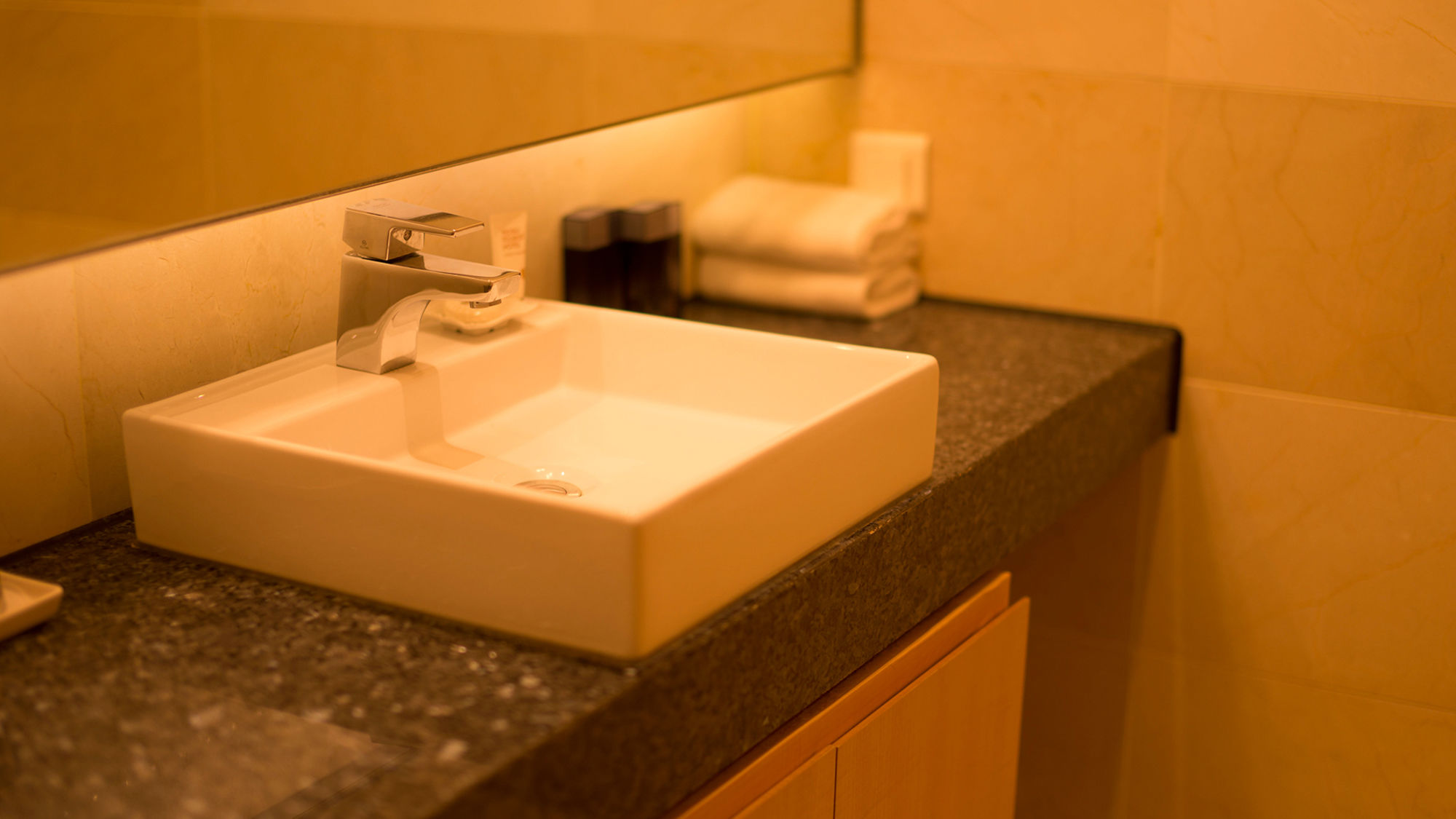 Фото Matthieu Yeosu