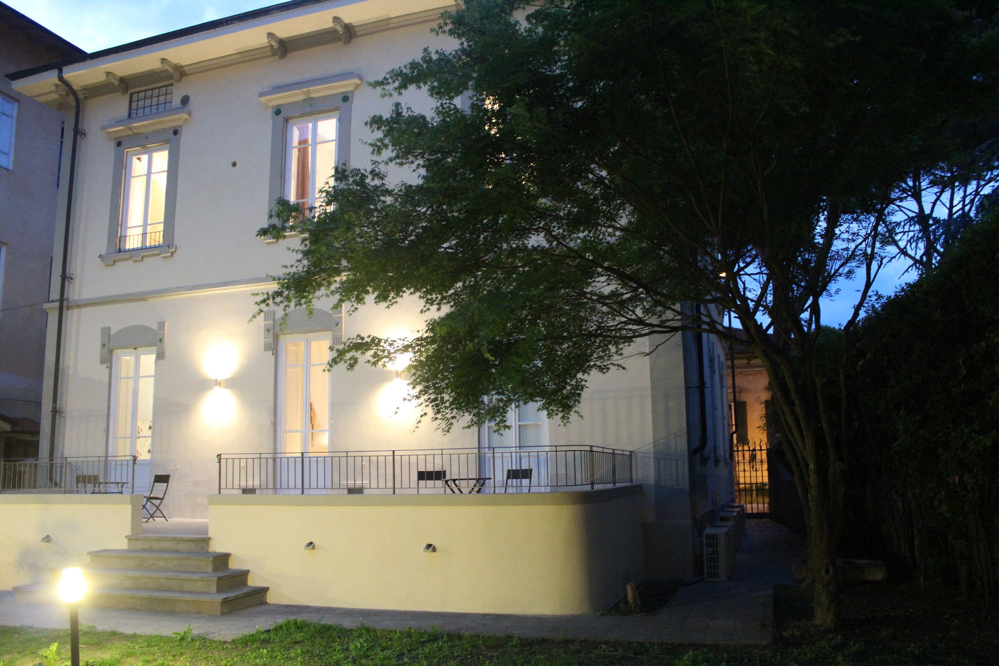 Фото Lucca In Villa Lucrezia