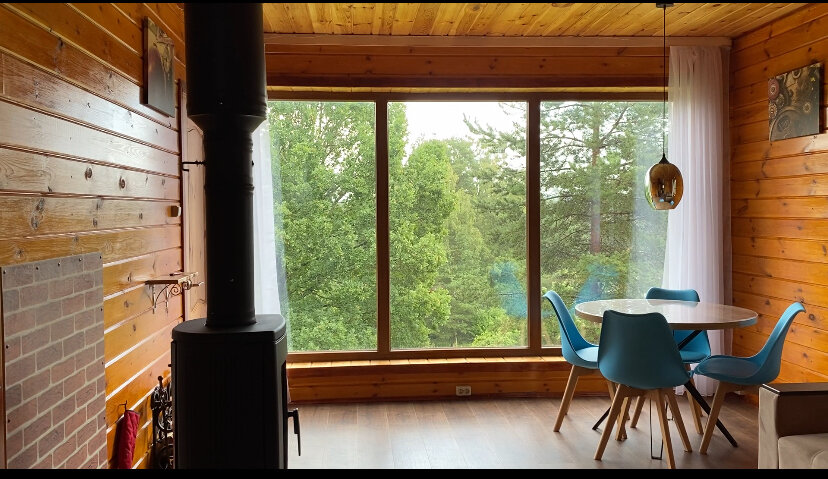 Фото Домик на горке