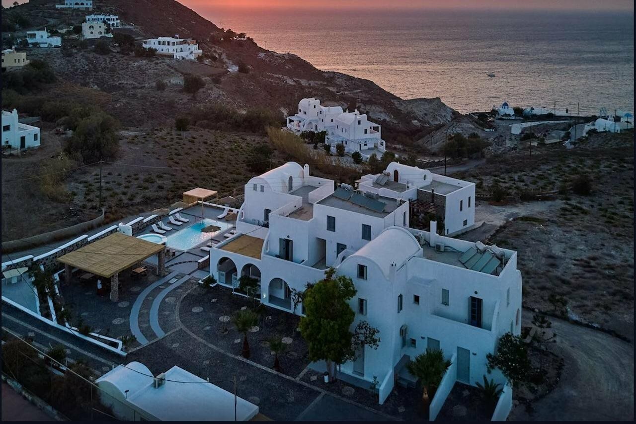 Фото Symmetry Suites