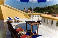 Фото Bougainvillea Guest House