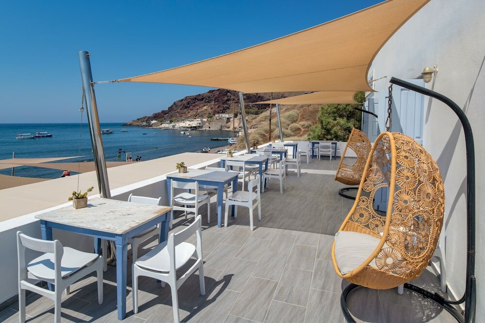 Фото Akrotiri Hotel