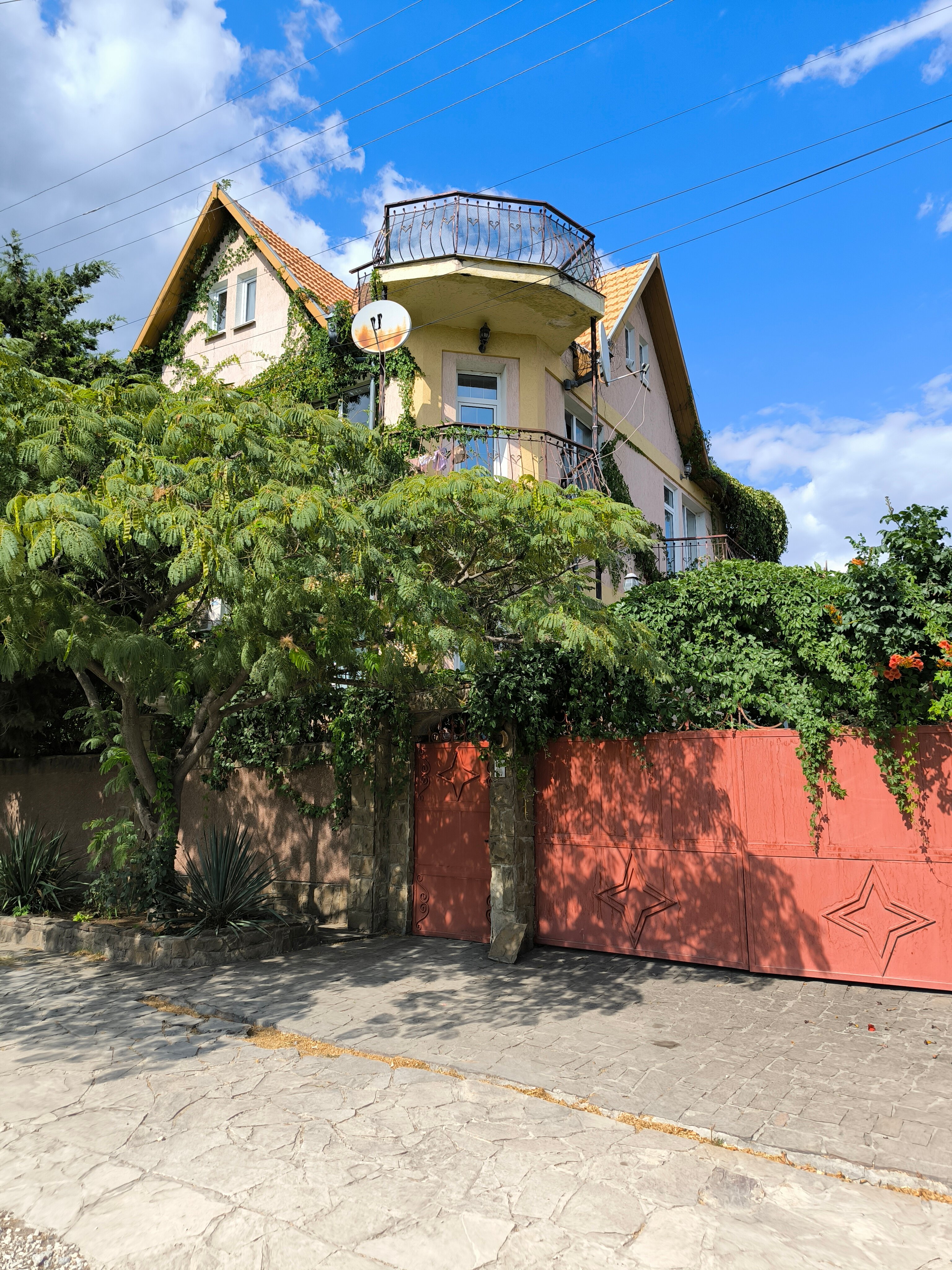 Фото Испанский дворик