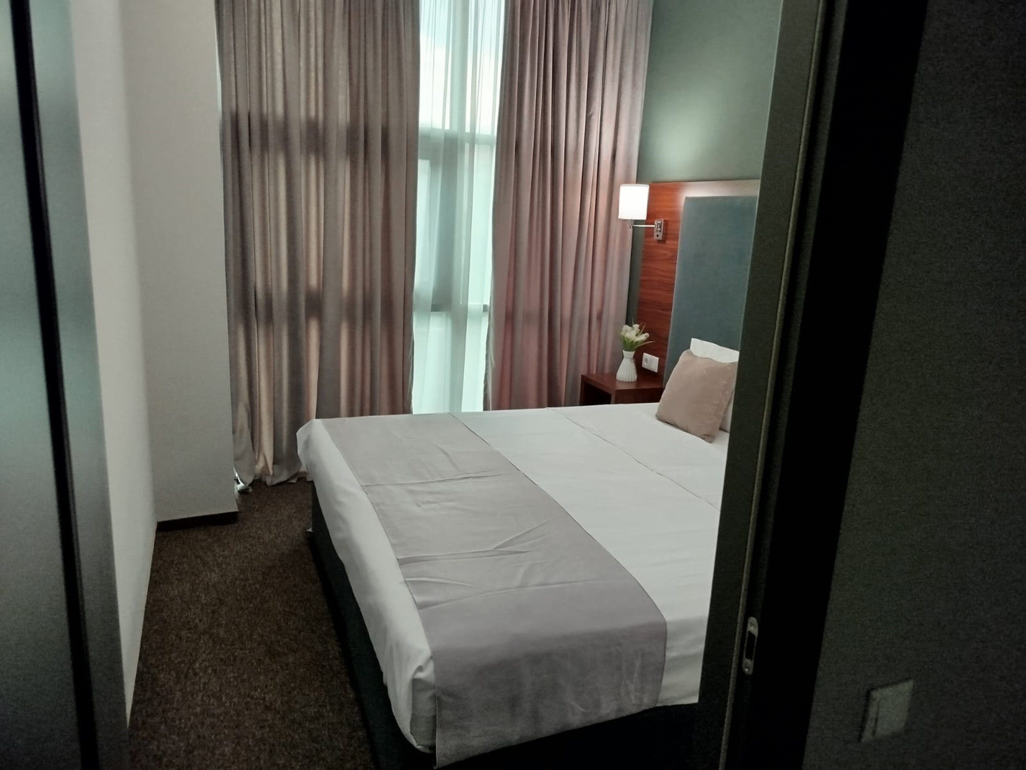 Фото Green Tower Hotel