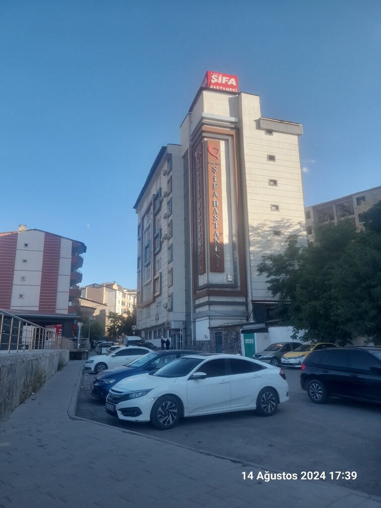 Hospital Private Mus Sifa Hospital, Mus, photo