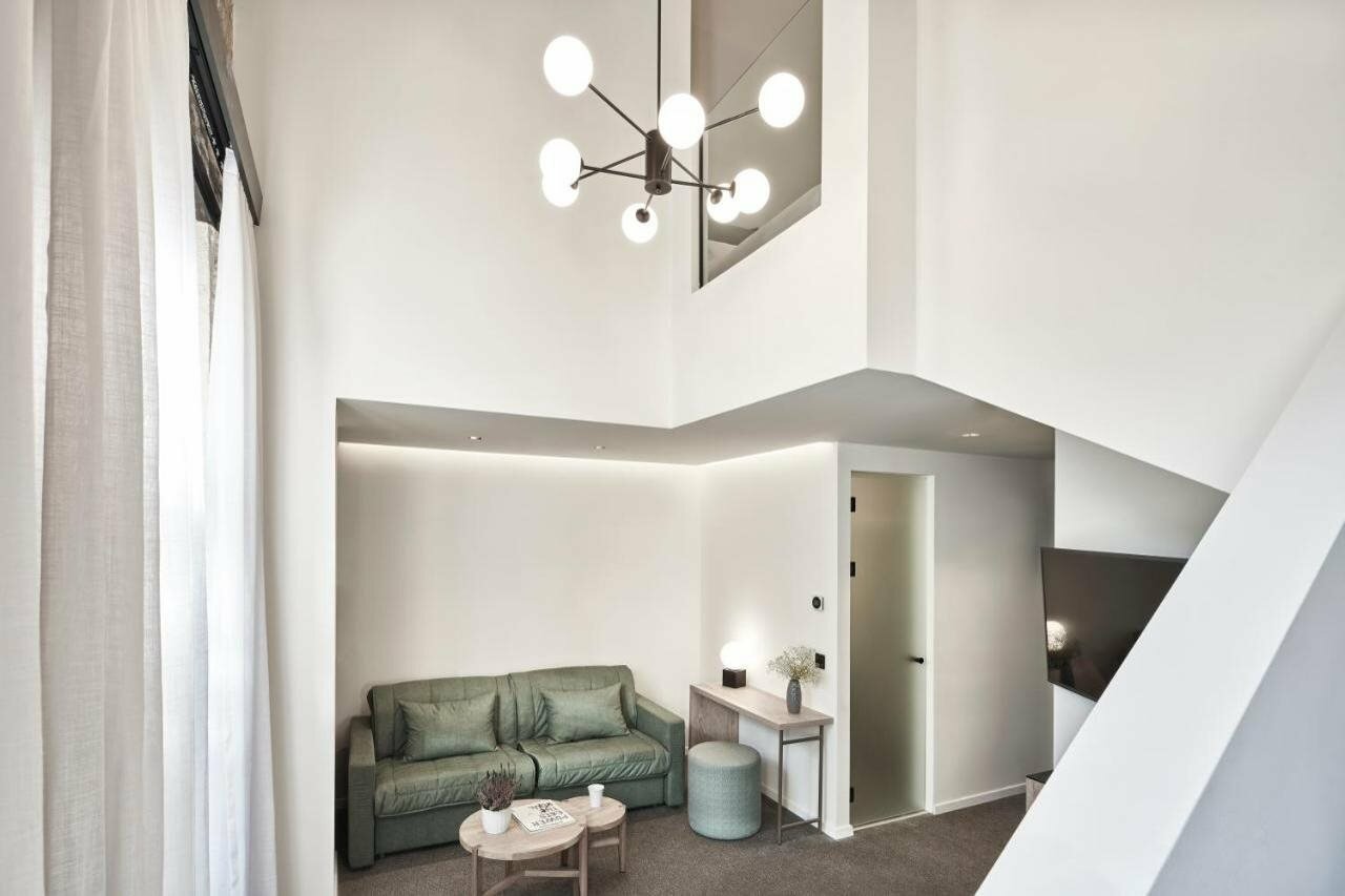 Фото Nlh Monastiraki - Neighborhood Lifestyle Hotels