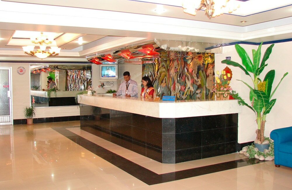 Фото отеля 2