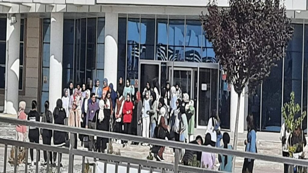 Lyceum Yahyali Girls Anatolian Imam Hatip High School, Yahyali, photo