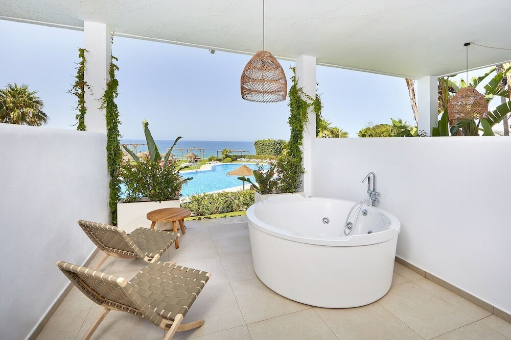 Фото Fergus Conil Park