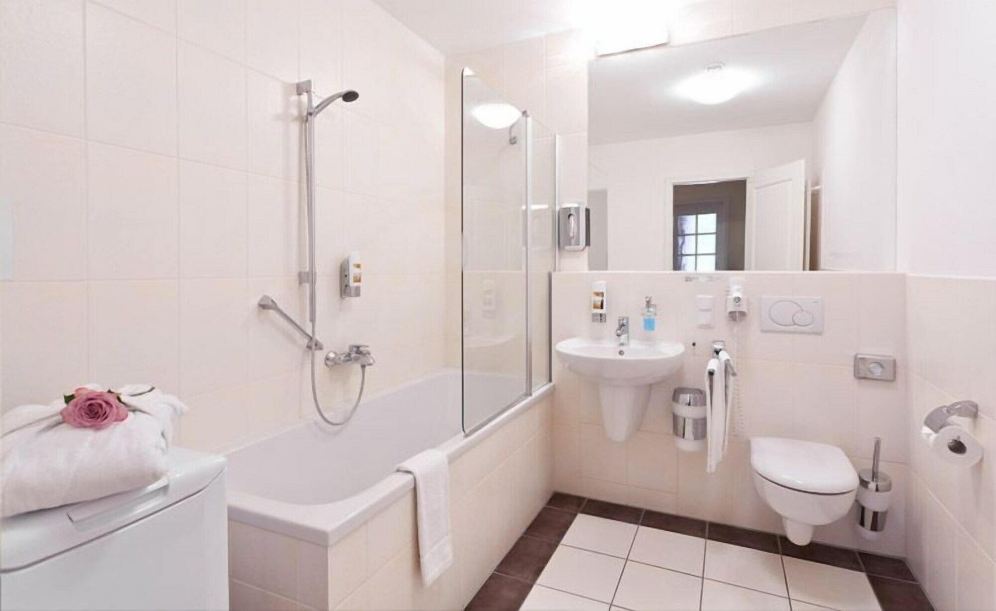 Фото Aparthotel Neumarkt