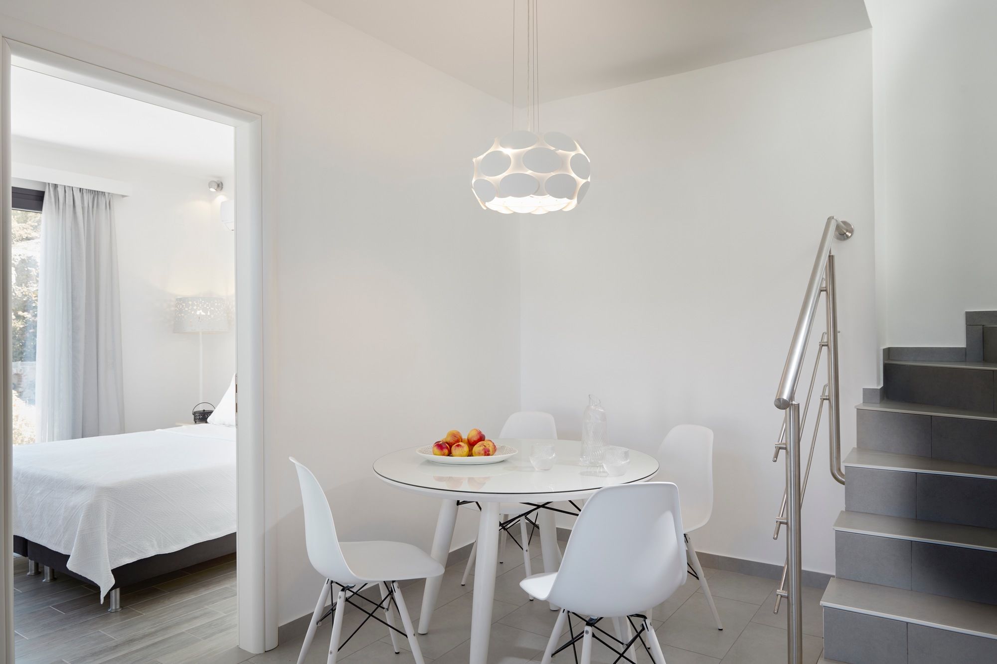 Фото Eleia Seafront Rooms & Villas